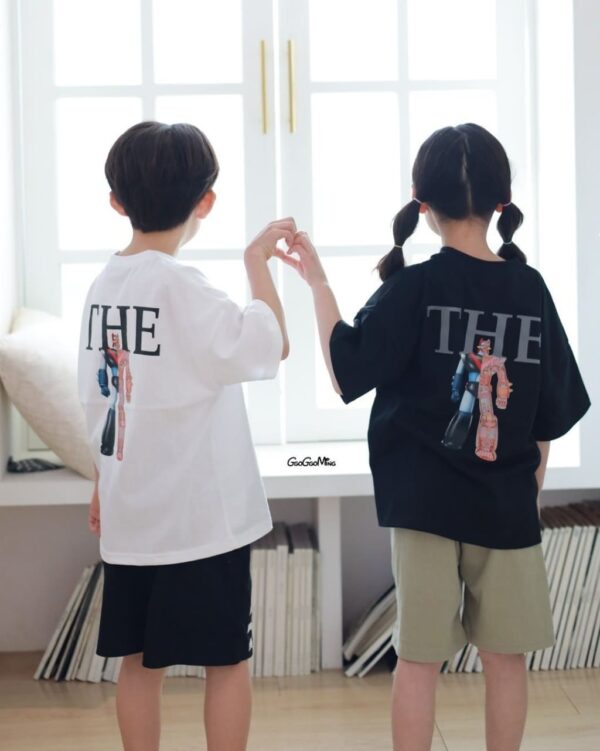 🇰🇷Ggomengem鋼鐵機器人親子寬Tee - Image 3