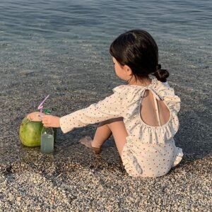 露背綁帶長袖愛心泳裝+泳帽