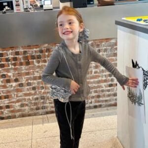 純色百搭豎紋上衣