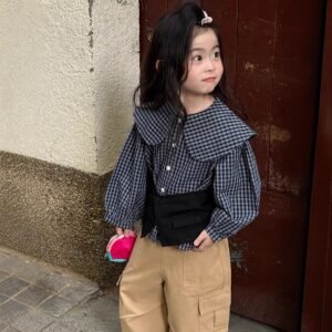 格紋大翻領燈籠袖襯衫